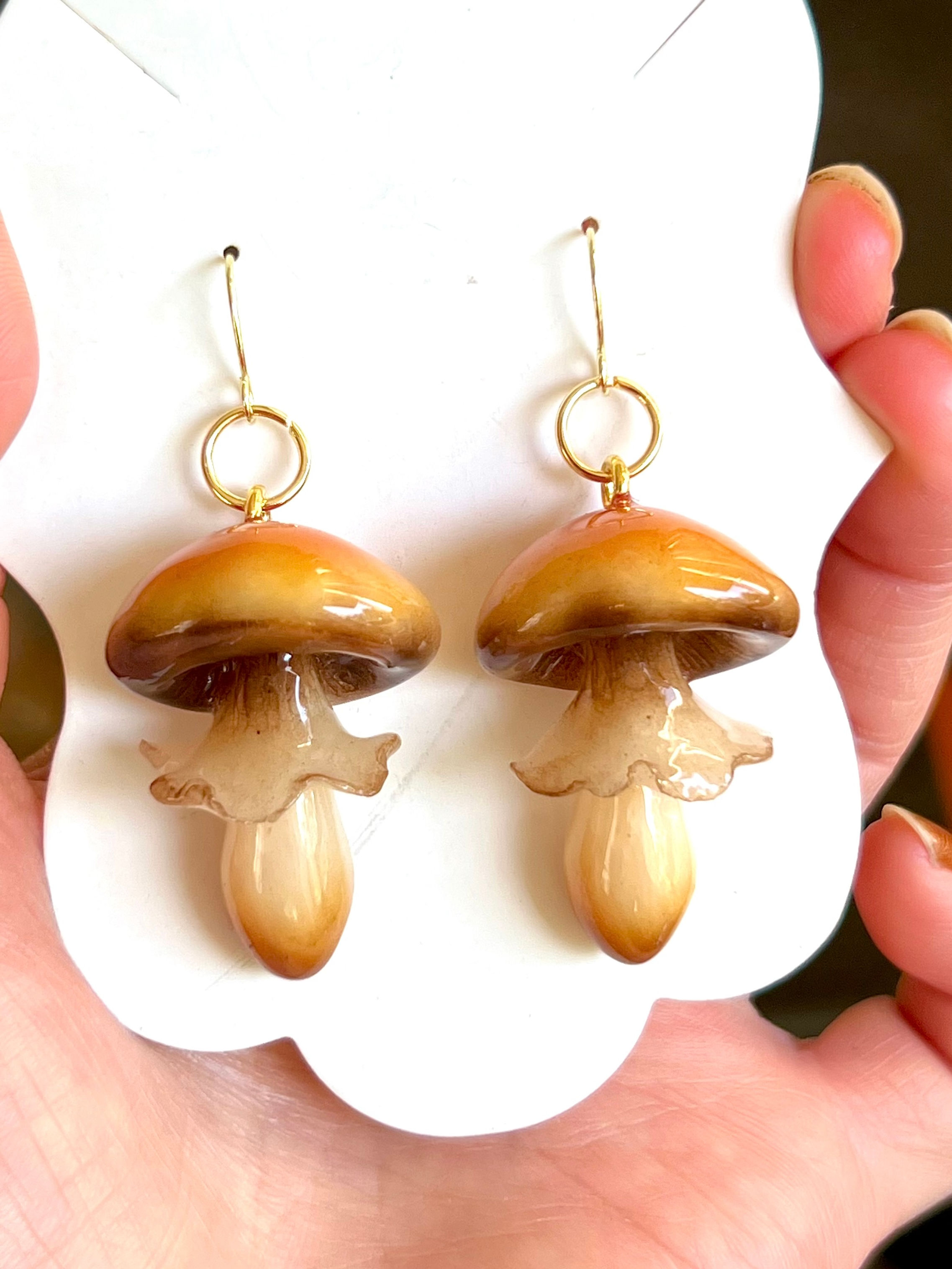 Realistic earthy psilocybin mushroom