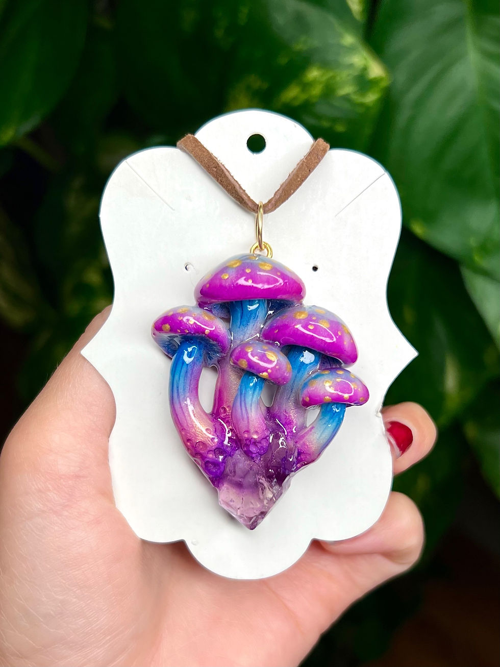 Thumbnail:   Trippy Alice in wonderland Cluster 