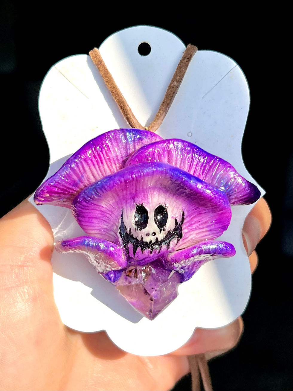 Thumbnail: Spooky Purple Oyster