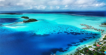 Photo en drone sur le lagon de Bora Bora