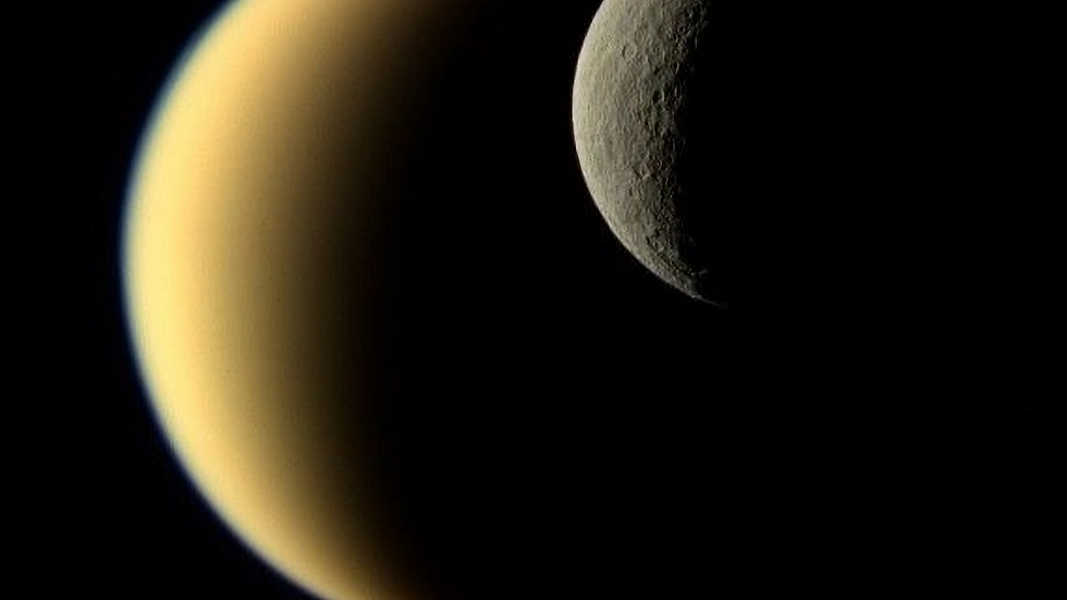 The hazy golden atmosphere of Titan, target of the NASA New Frontiers Mission - Dragonfly. Credit: NASA
