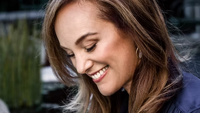 APM Indie Artists Live: Lisbeth Scott Plays the Sounds that Soothe the Soul