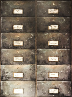 Mail Boxes 1534