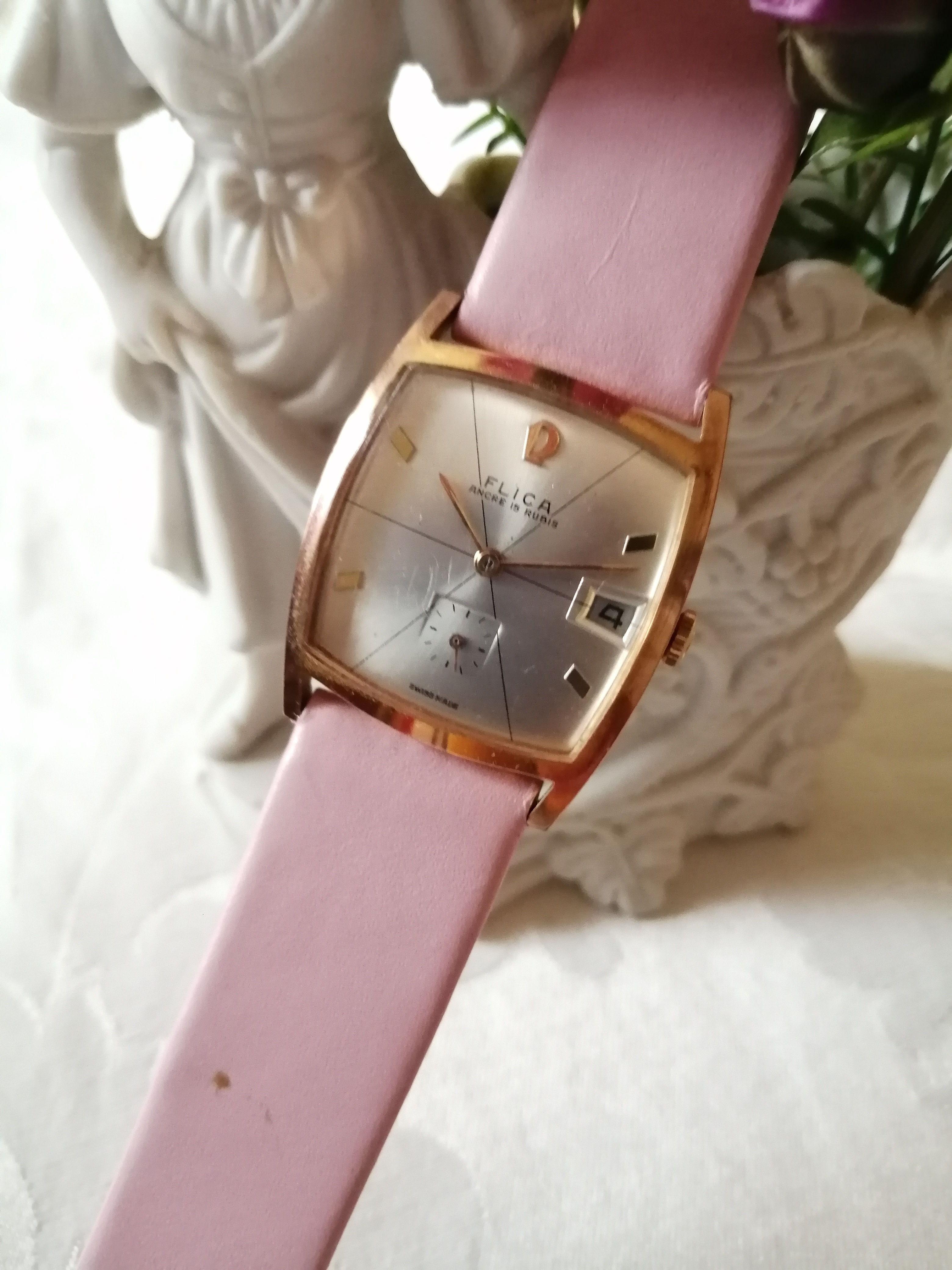 Montre Suisse FLICA, côté 29 mm