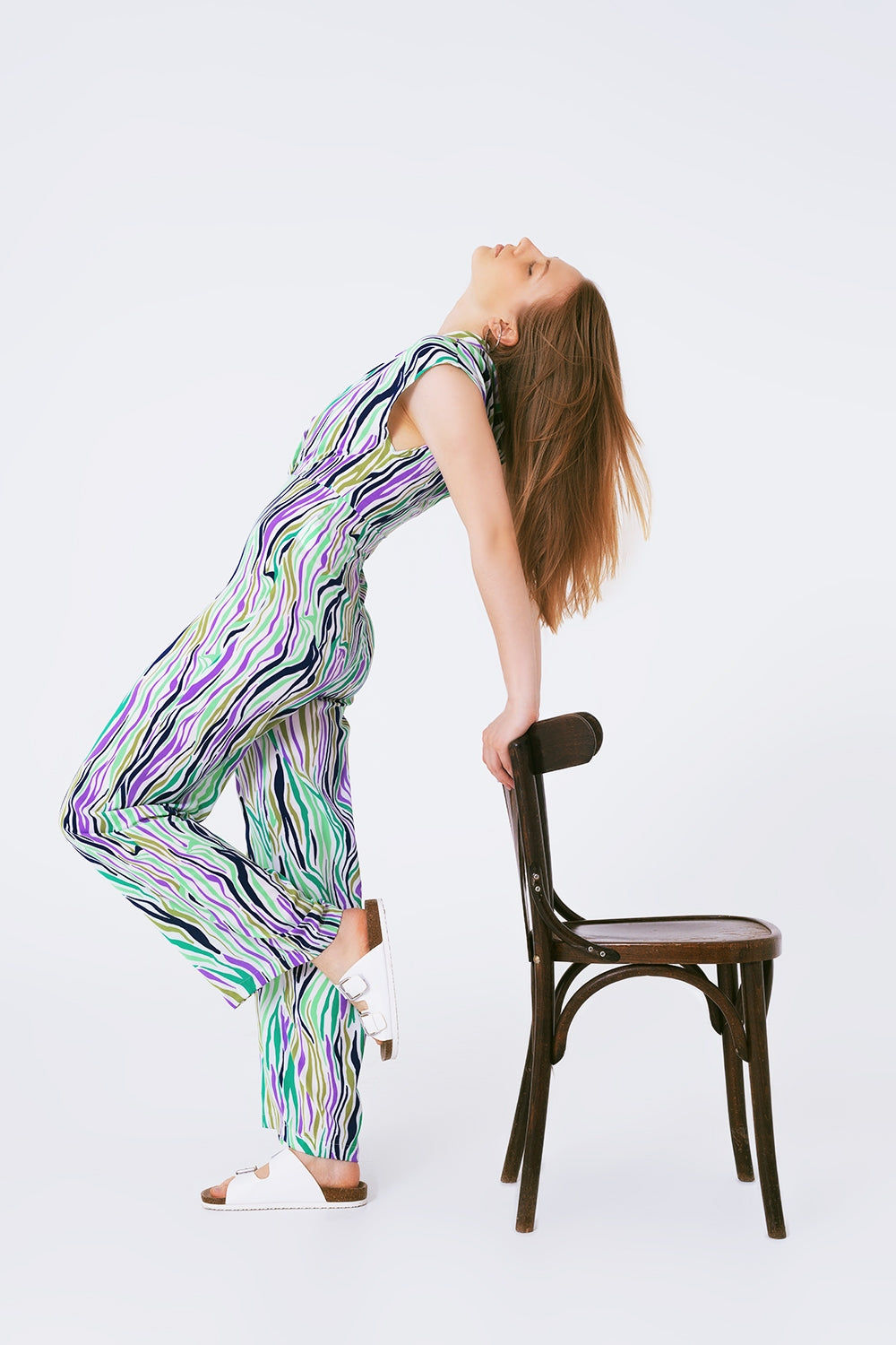 Trendy Jumpsuit with Smoking Collard in Multicolored Abstract Print