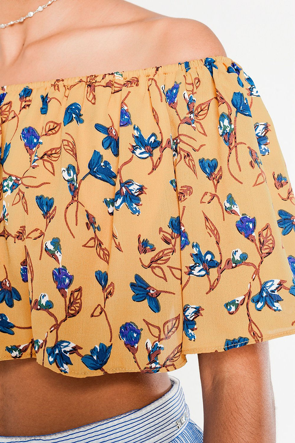 섬네일: Off Shoulder Floral Crop Top in Mustard
