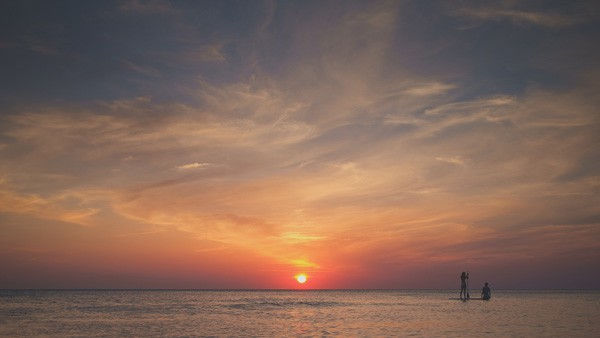 10 Small Ways to Make This The Happiest Summer of Your Life