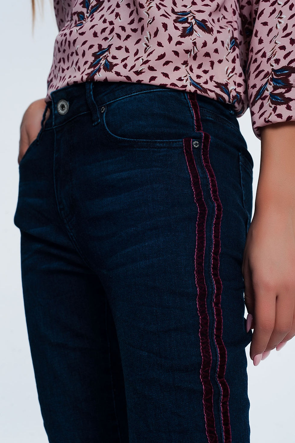 Miniature : Skinny Jeans With Sports Red Stripes