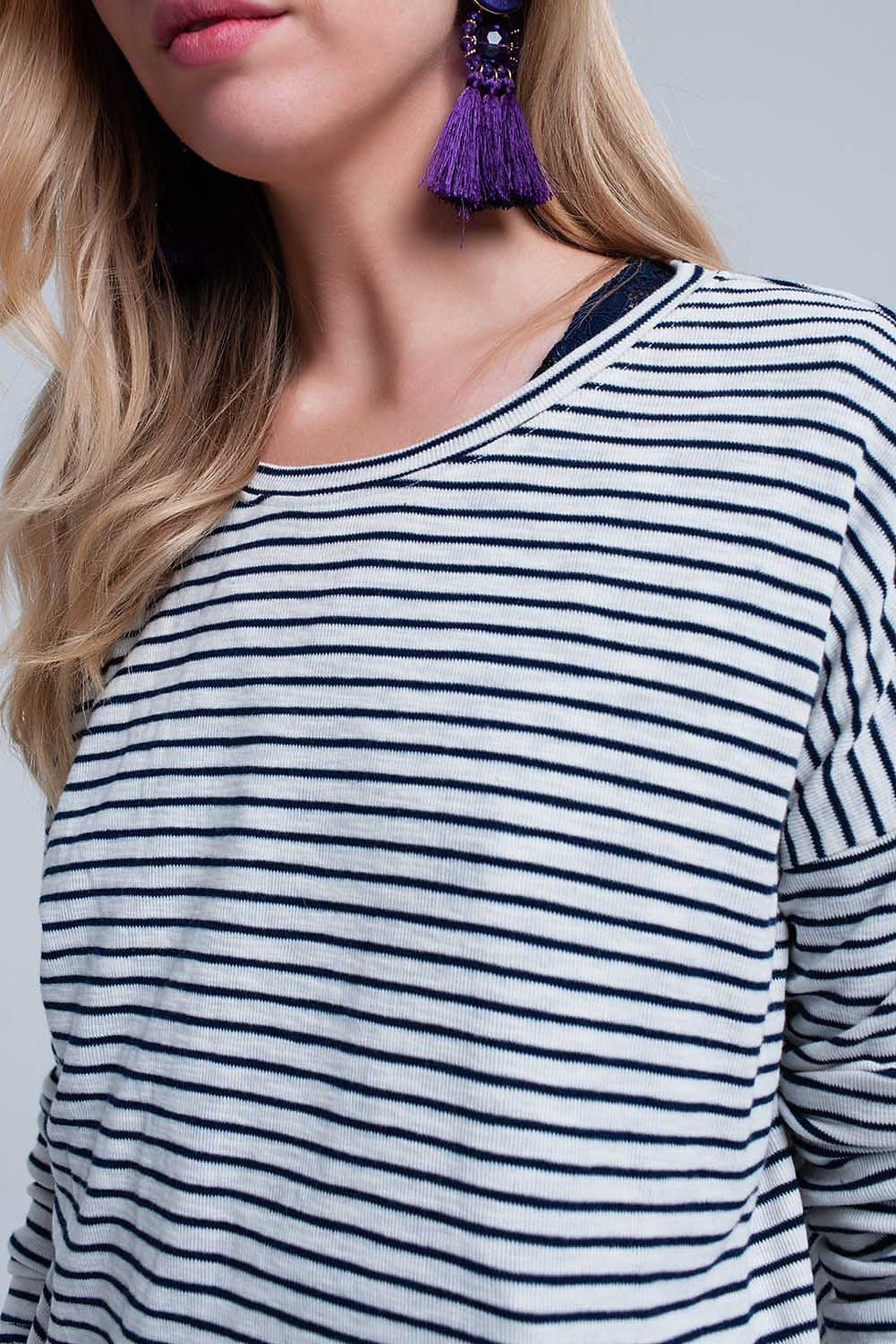 縮圖：深蓝条纹不对称毛衣 Navy Striped Asymmetric Sweater