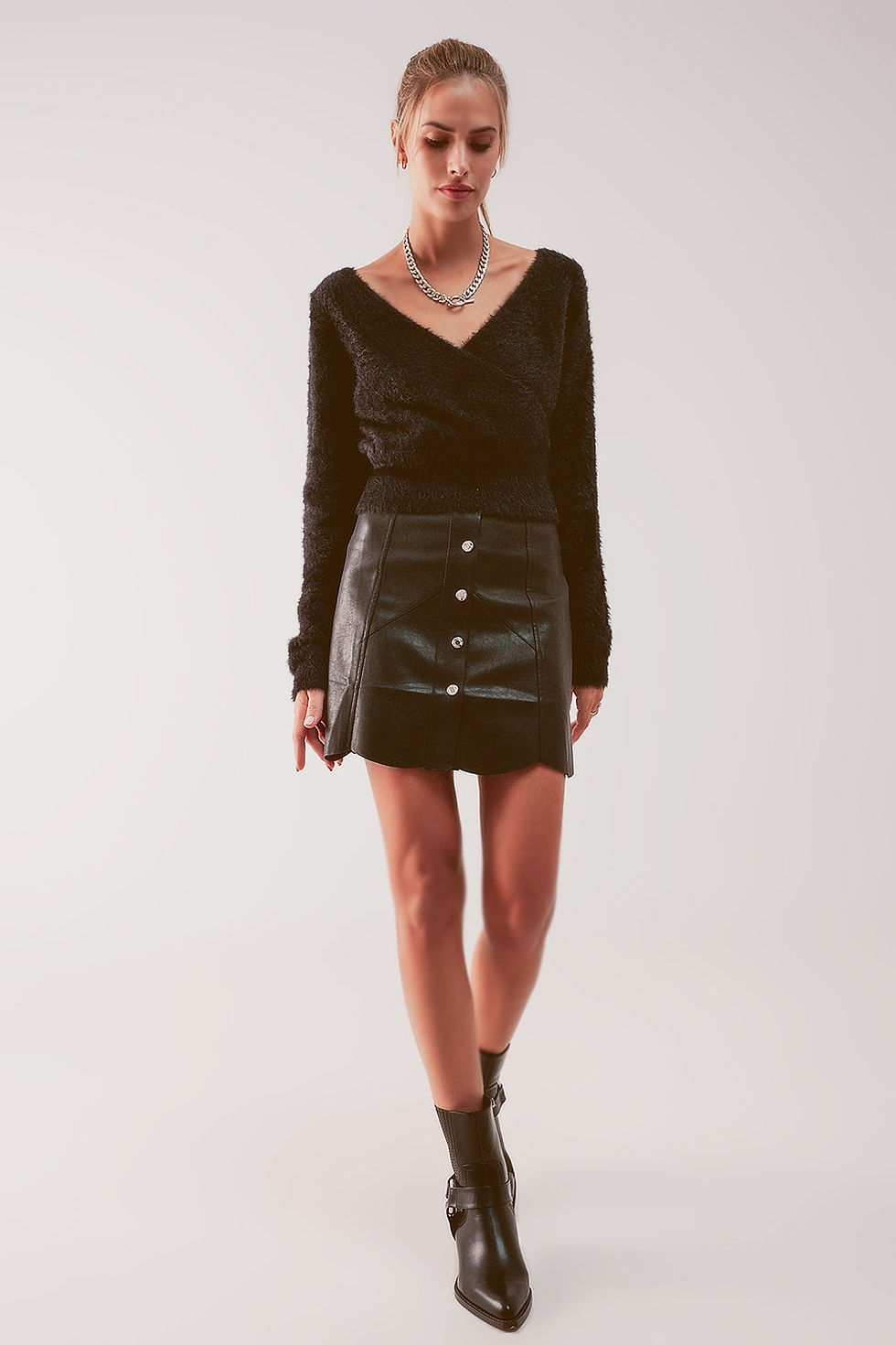 الصورة المصغرة: Button Through Mini Skirt in Black