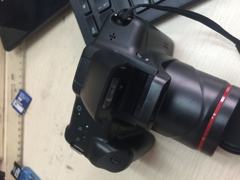 Thumbnail: DSLR-Like Camera with 4x Digital Zoom (Customizable)