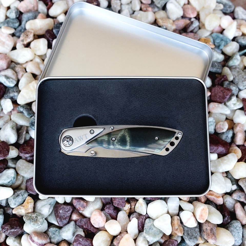 Thumbnail: Personalized Camouflage Pocket Knife