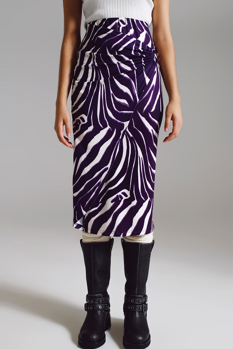 Miniaturbild: Wrap Skirt With Gathered Detail at the Side in Purple and Cream Zebra Print