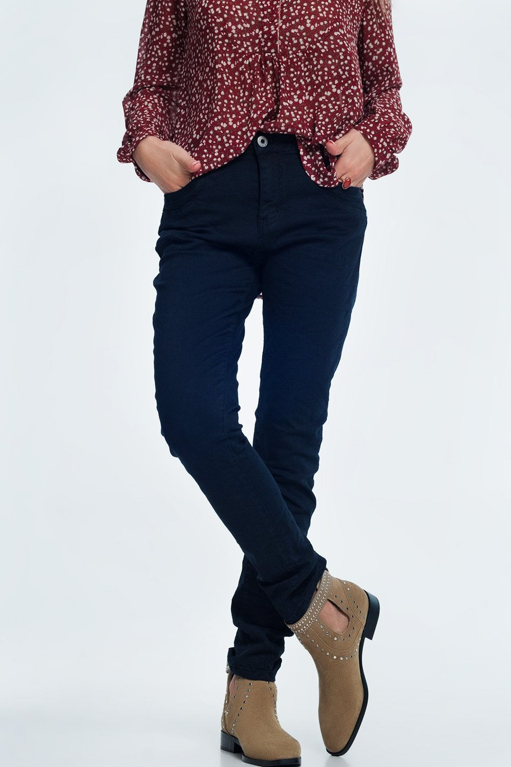 Trendy Jeans: Drop Crotch Skinny Jean in Navy