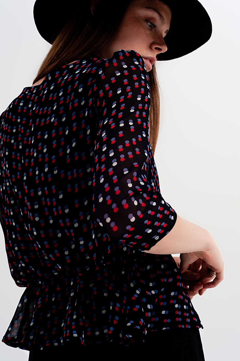 섬네일: Trendy Top: Wrap Polka Dot Chiffon Top in Black
