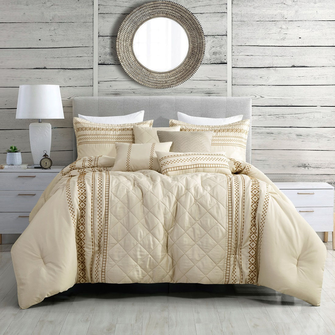 🛏️ COMFORTER SET: Chic - Kara 7pcs