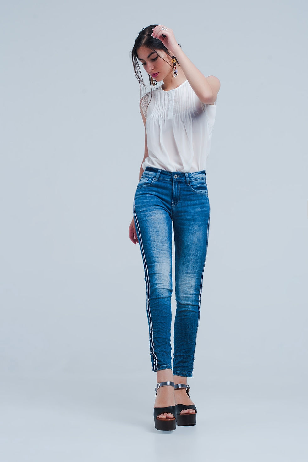 الصورة المصغرة: Skinny Jeans With Side Stripe
