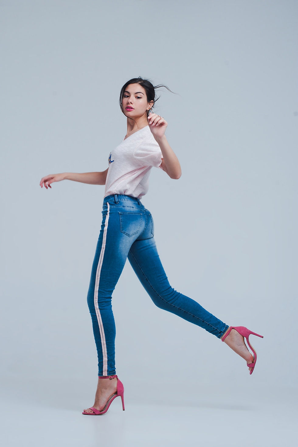 थंबनेल: Skinny Jeans With Side Seam Stripes