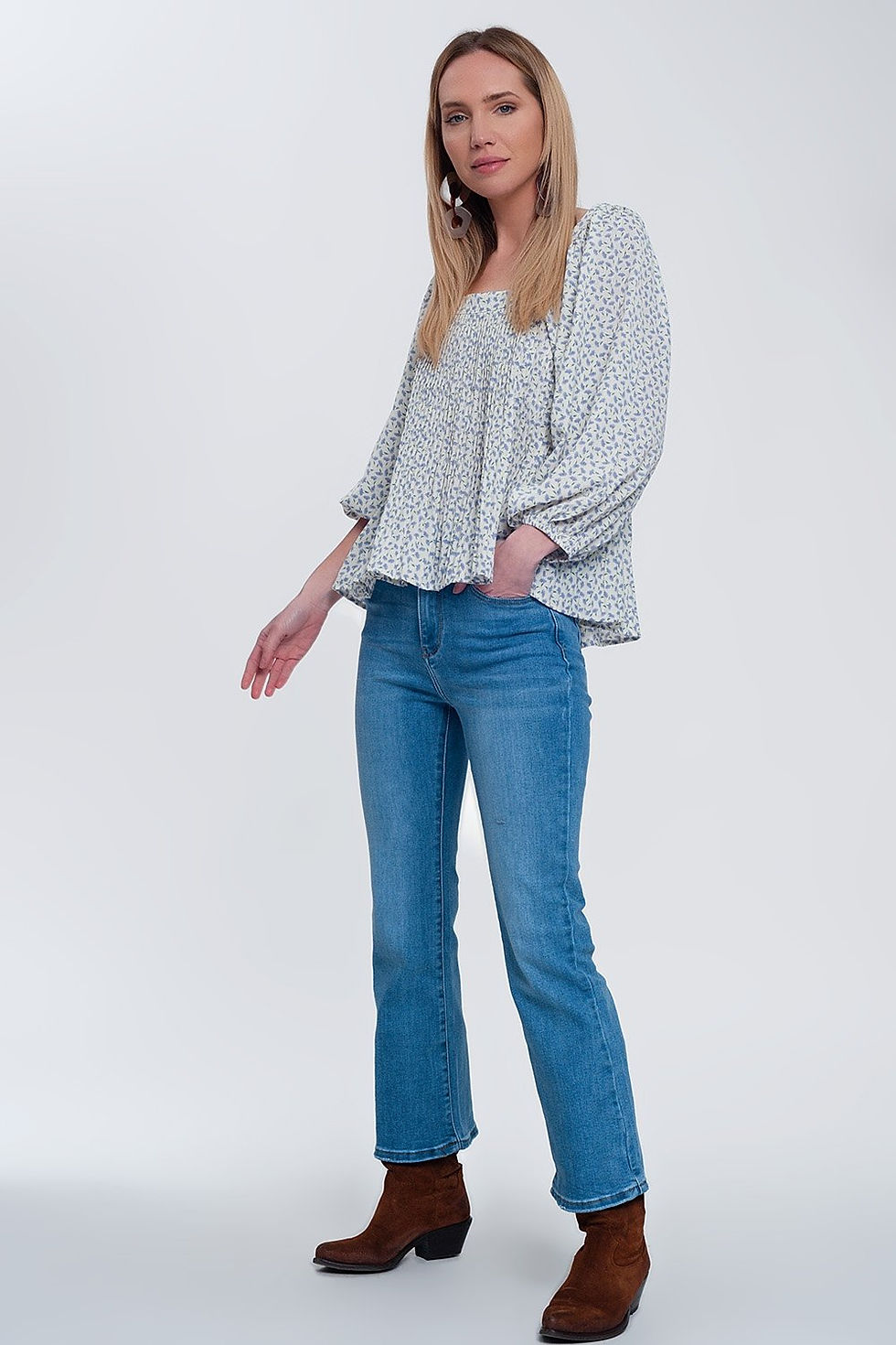 Miniaturbild: Puff Sleeve Top With Square Neck in Blue Floral Print