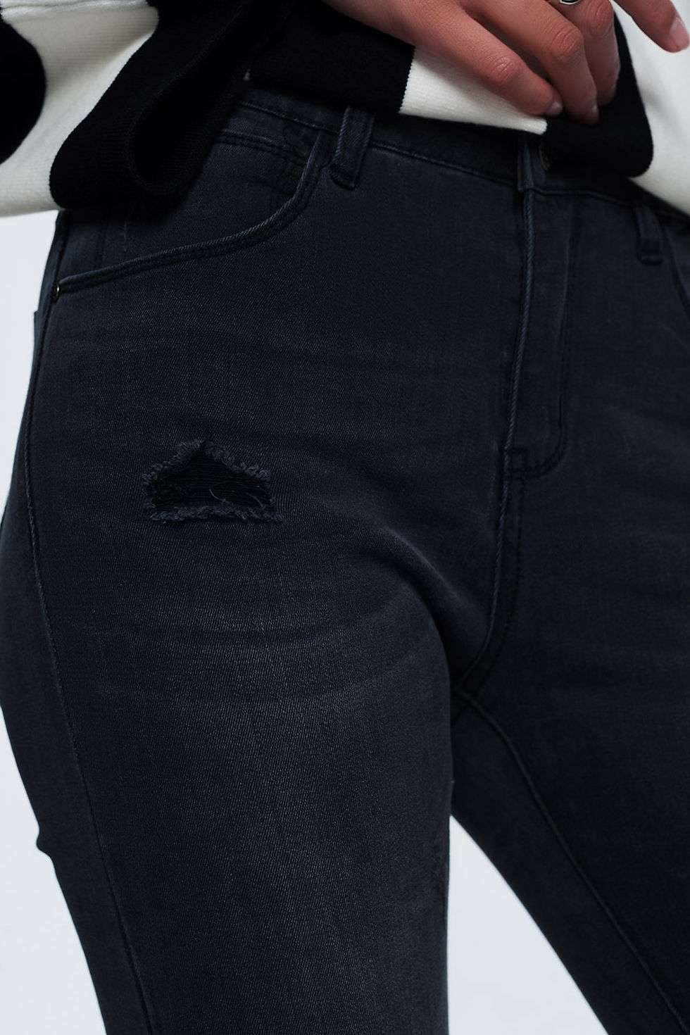 Miniature : Distressed Skinny Jeans in Black