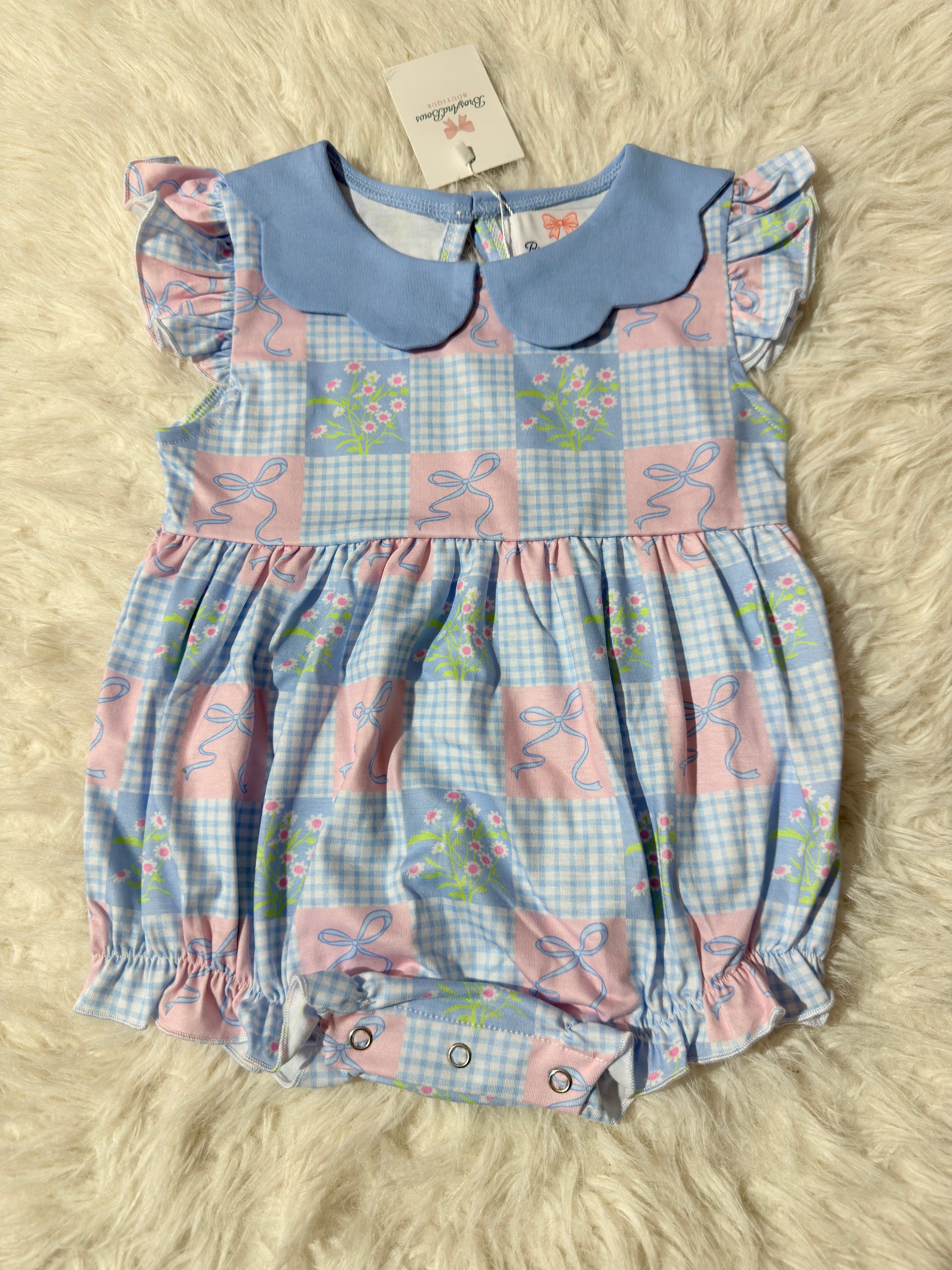 Blue floral patchwork bubble