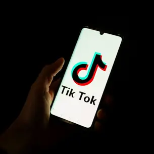 O que é o editor de efeitos para dispositivos móveis no TikTok?