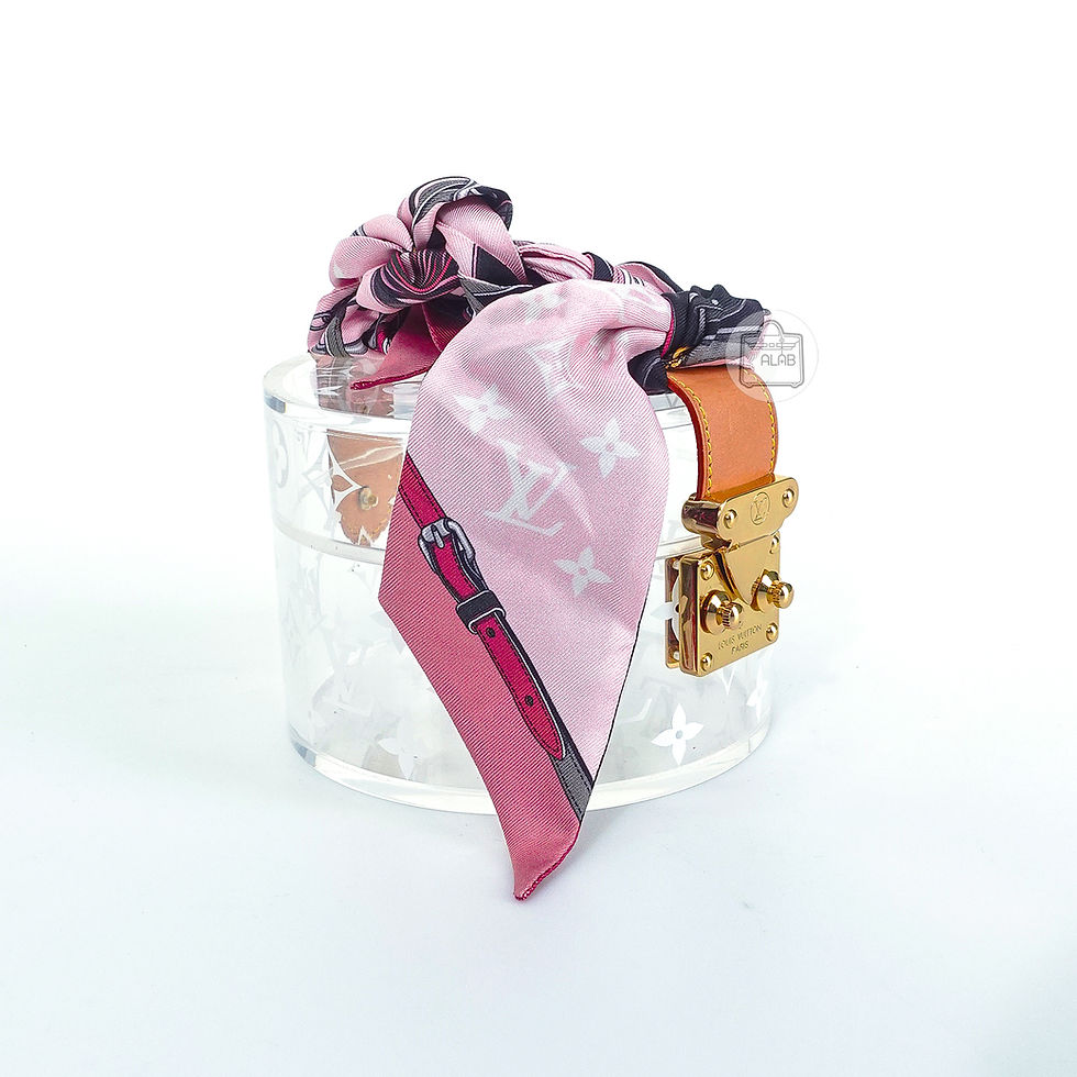 Thumbnail: Louis Vuitton Box Scott kèm Khăn