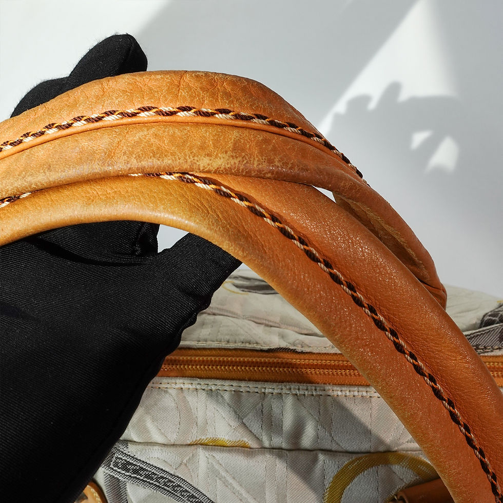 Hình thu nhỏ: Bonia Bag Size 36 Trắng Vàng