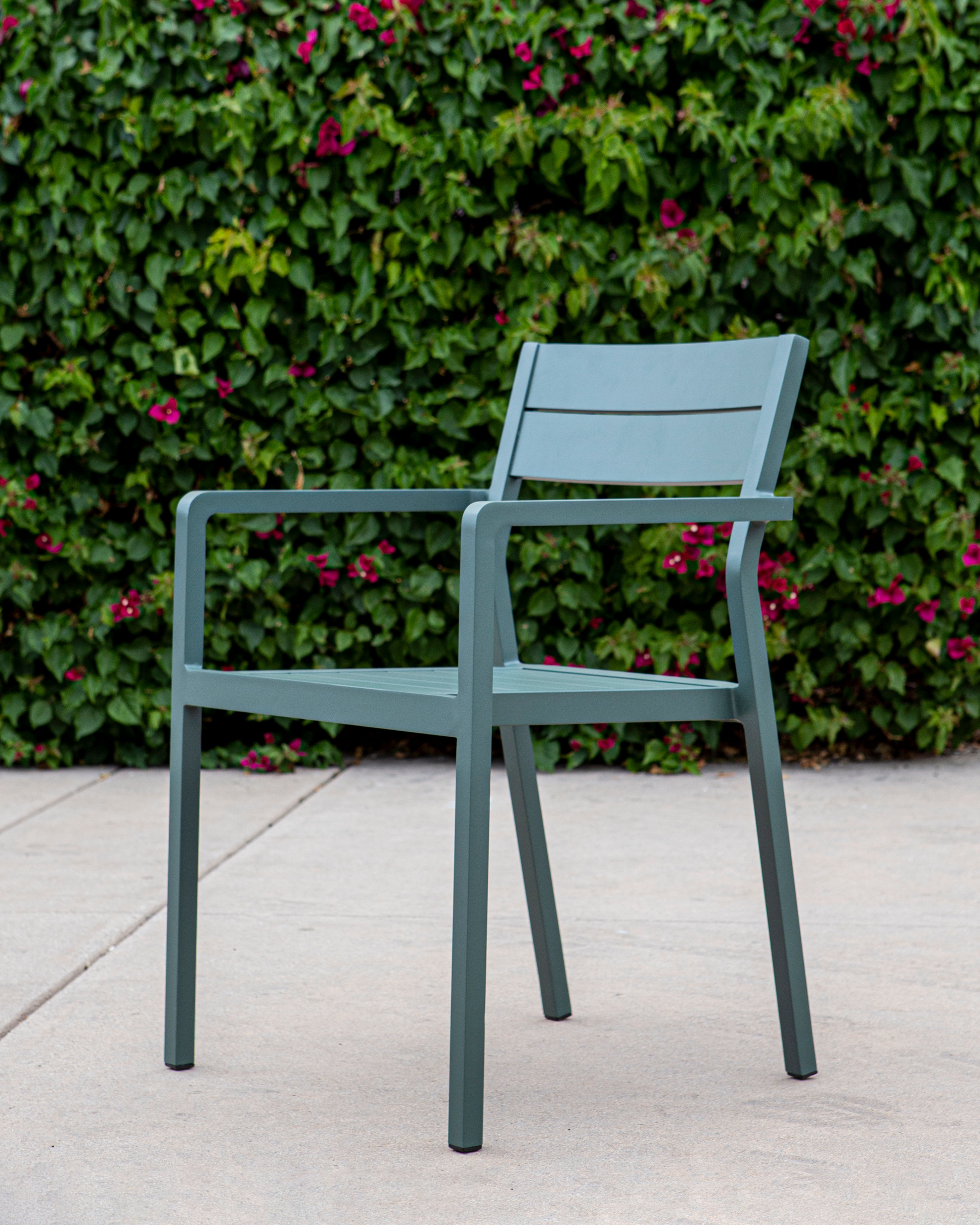 Neo-Classic Alu. Dining Chair