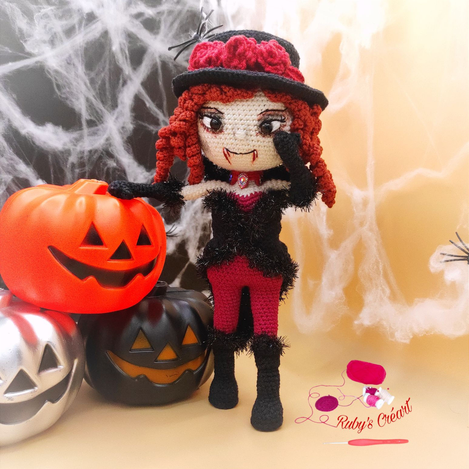 Tutoriel au crochet Vladrina la vampire