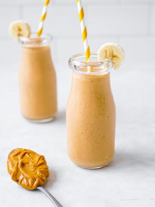 Peanut Butter Oatmeal Breakfast Smoothie (Dairy Free and High Protein)