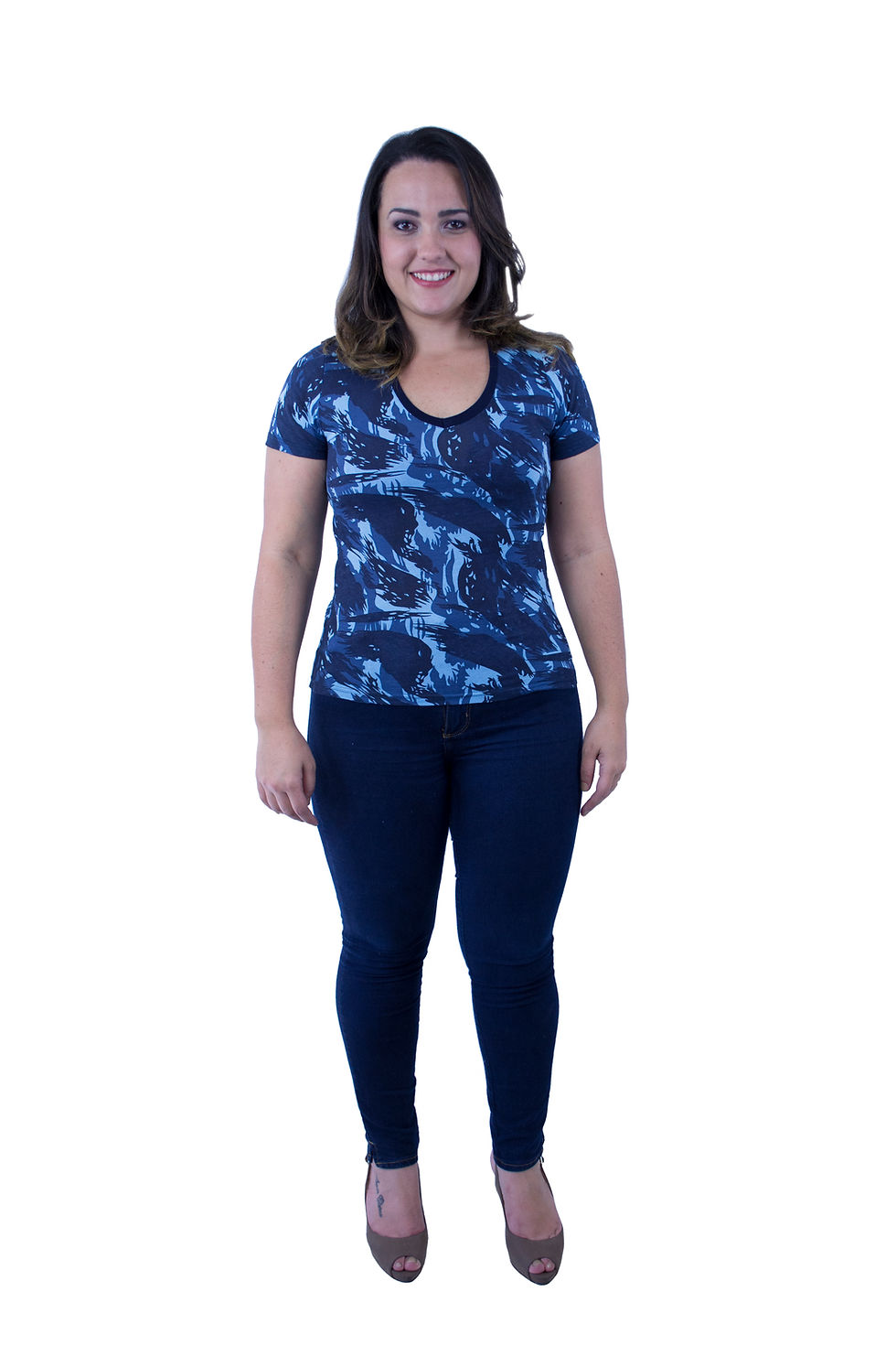 Thumbnail: Modelo veste camisa azul