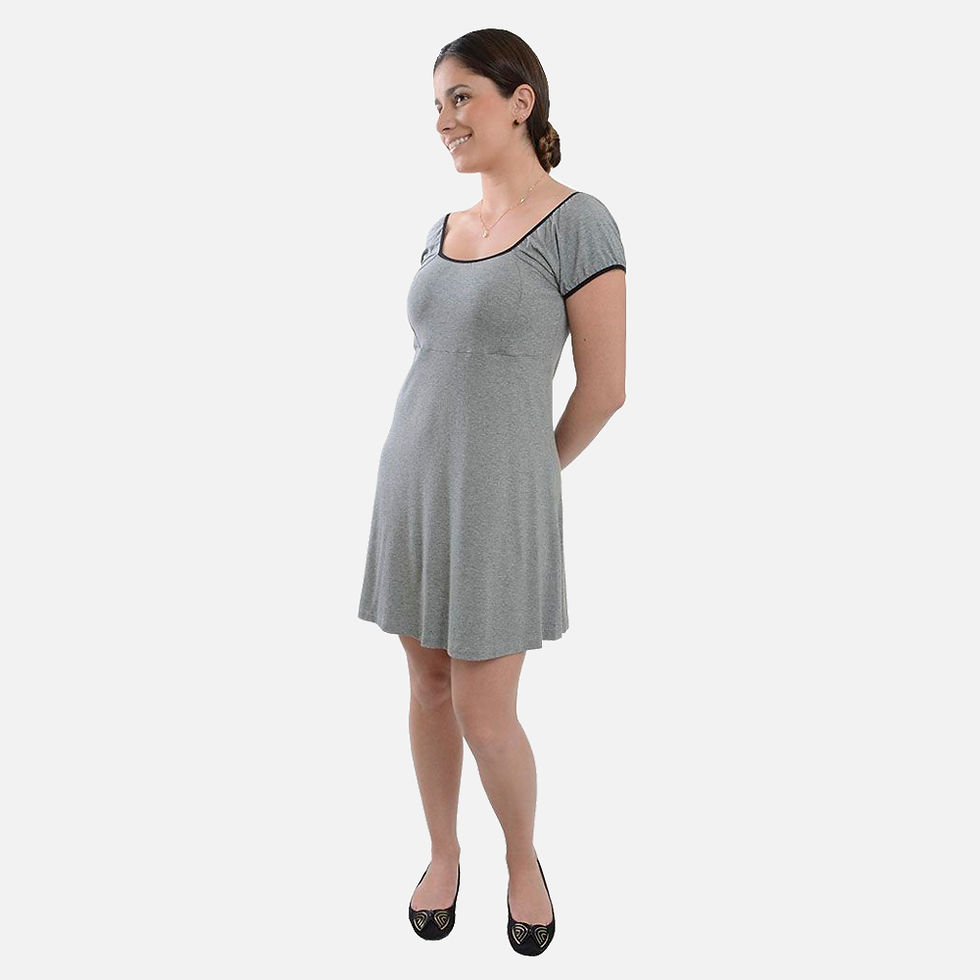Miniatura: Modelo usando vestido cinzento therelli-moda