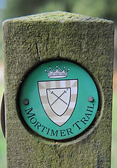 Mortimer trail, sign