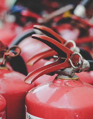 red-fire-extinguisher-lot-1661377.jpg