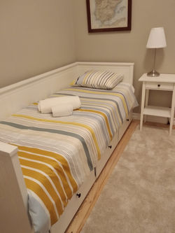 Quarto Individual convertível 2 camas