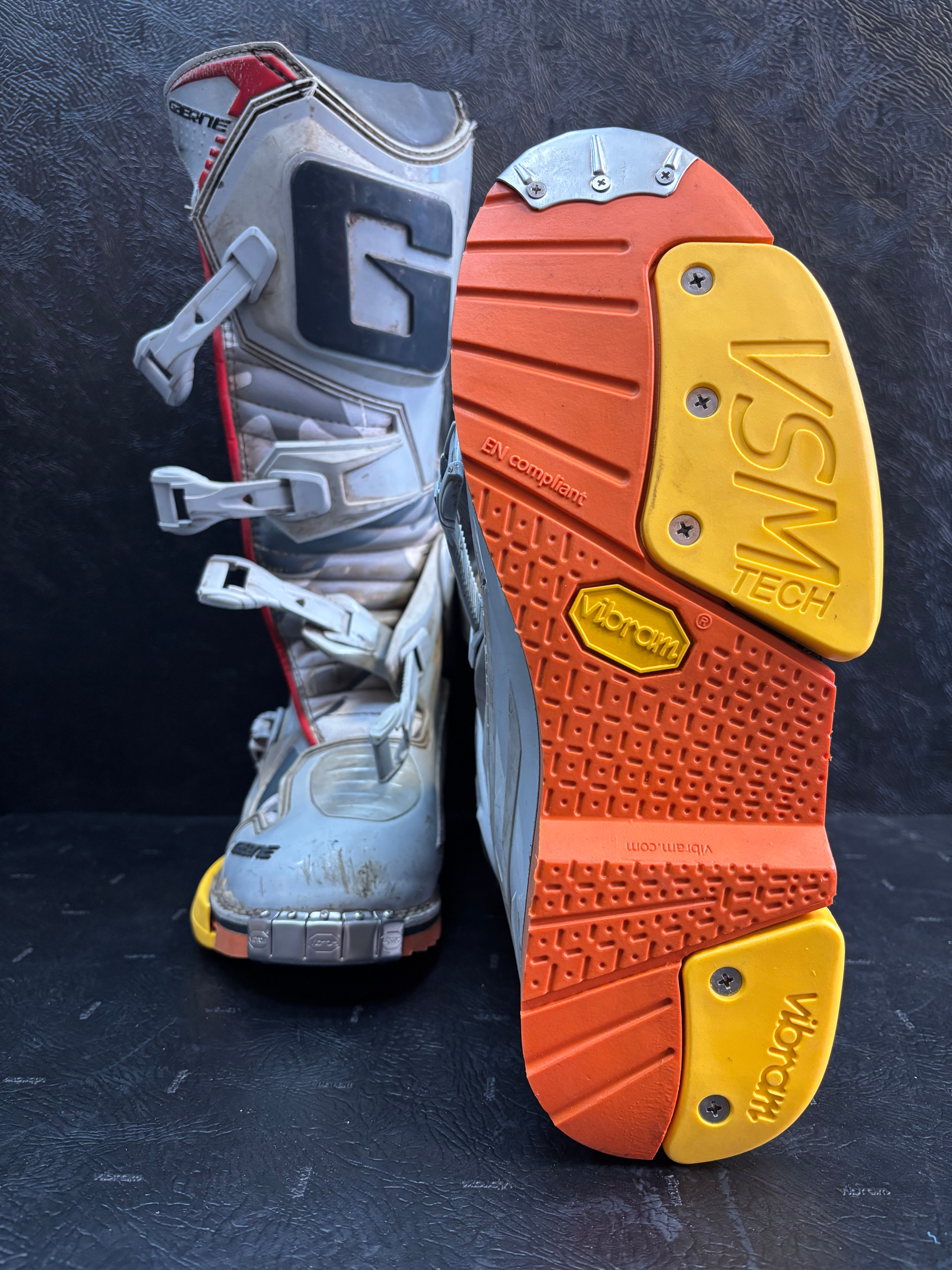 Super Moto Slider Units