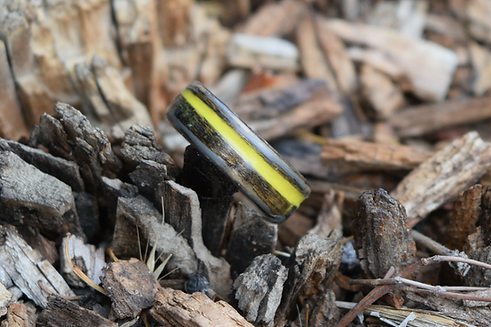 Bent Wood Yellow Inlay Ring Size 5 1500x1000.png