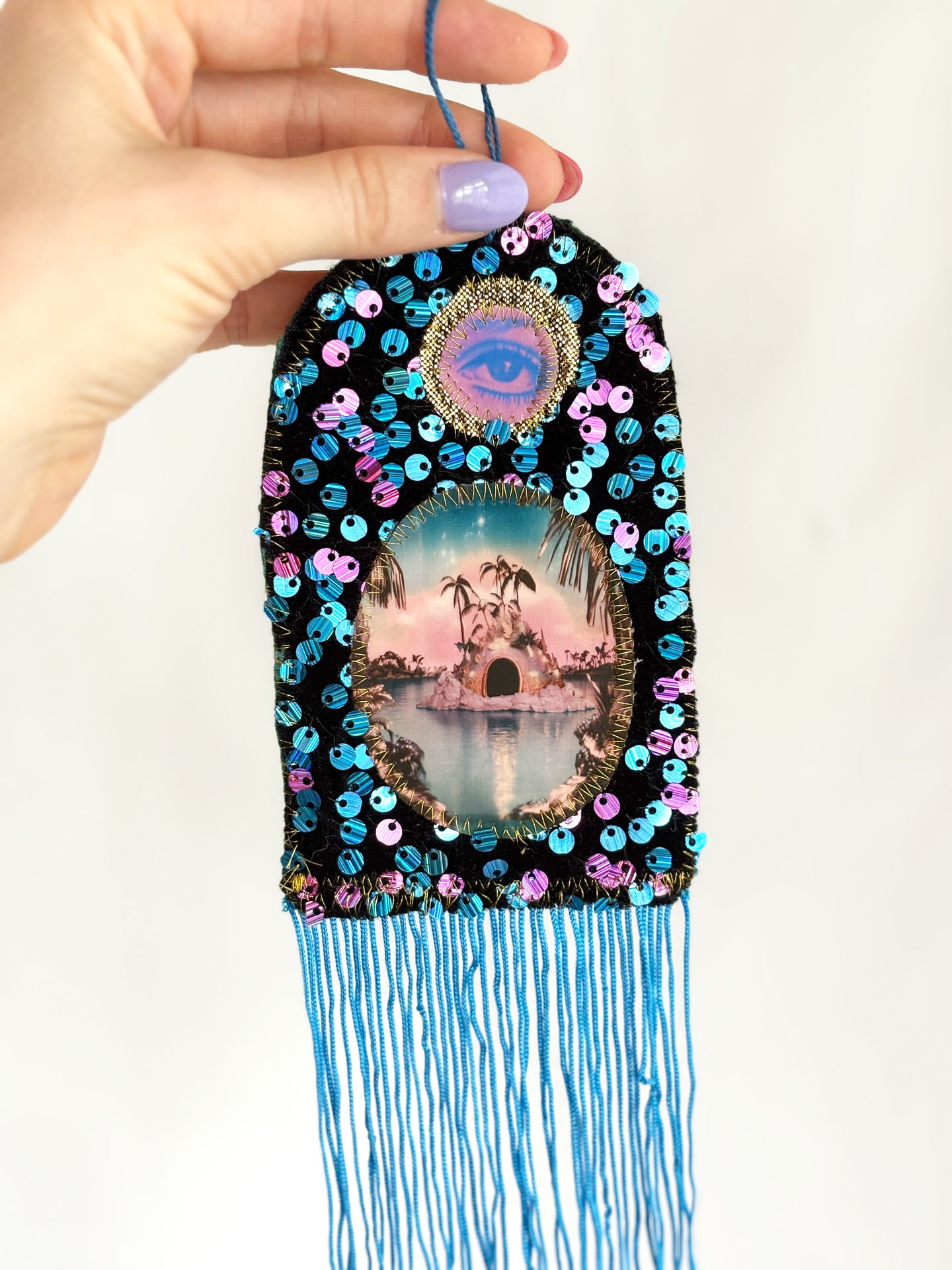 381C1AAC-FD67-4111-9BA5-AD33C4E0F221