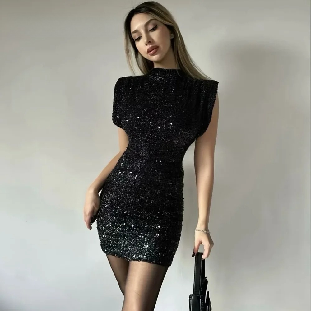 Vestido de lentejuelas por menos de €16: ¿vale la pena?