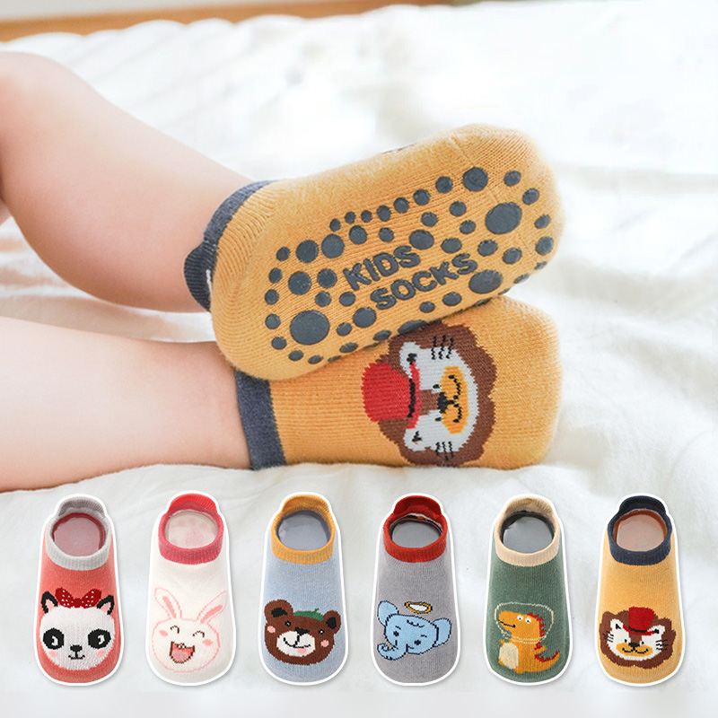 Calcetines antideslizantes para bebes: Mi opinion tras 6 meses de uso