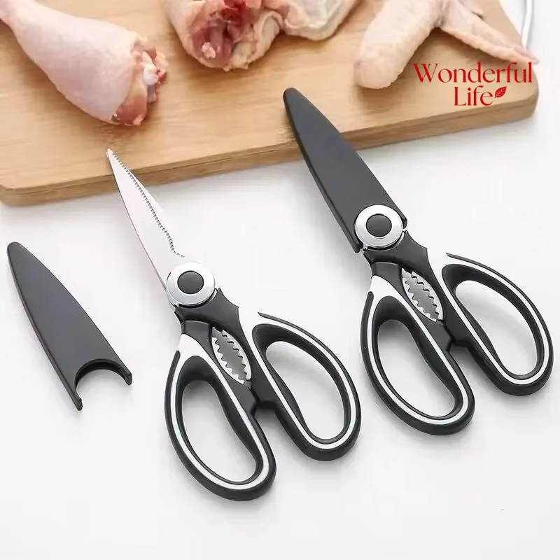 Tijeras de cocina multifunción por menos de €3: ¿valen la pena?