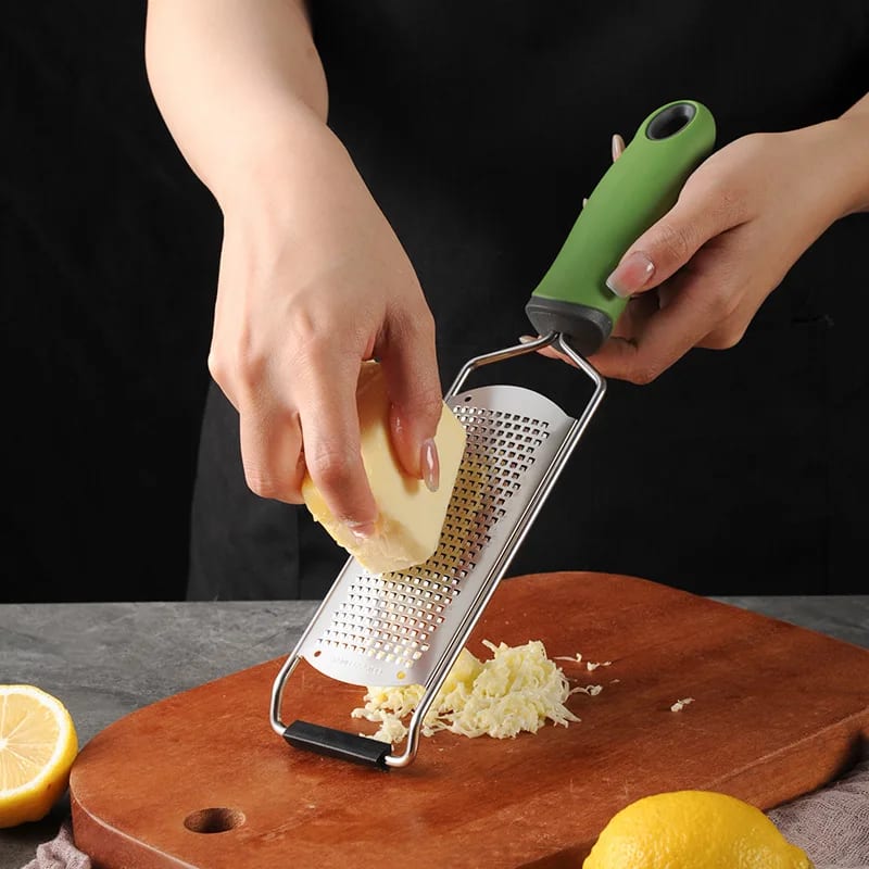 Rallador de acero inoxidable por menos de €7: ¿vale la pena?