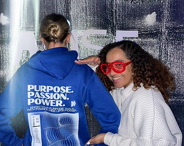 Photo booth picture with two girls