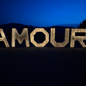 Lettres XXL 
Amour 
Lettres lumineuses 