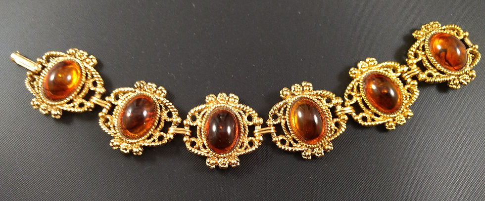 Simulated amber lucite bracelet