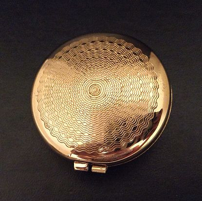 REVLON COMPACT ELEGANTE コンパクトミラー ヴィンテージ Revlon Cameo Compact-Original Box - v450903 | Eclectic Vintage