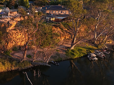 Swan Reach Hotel