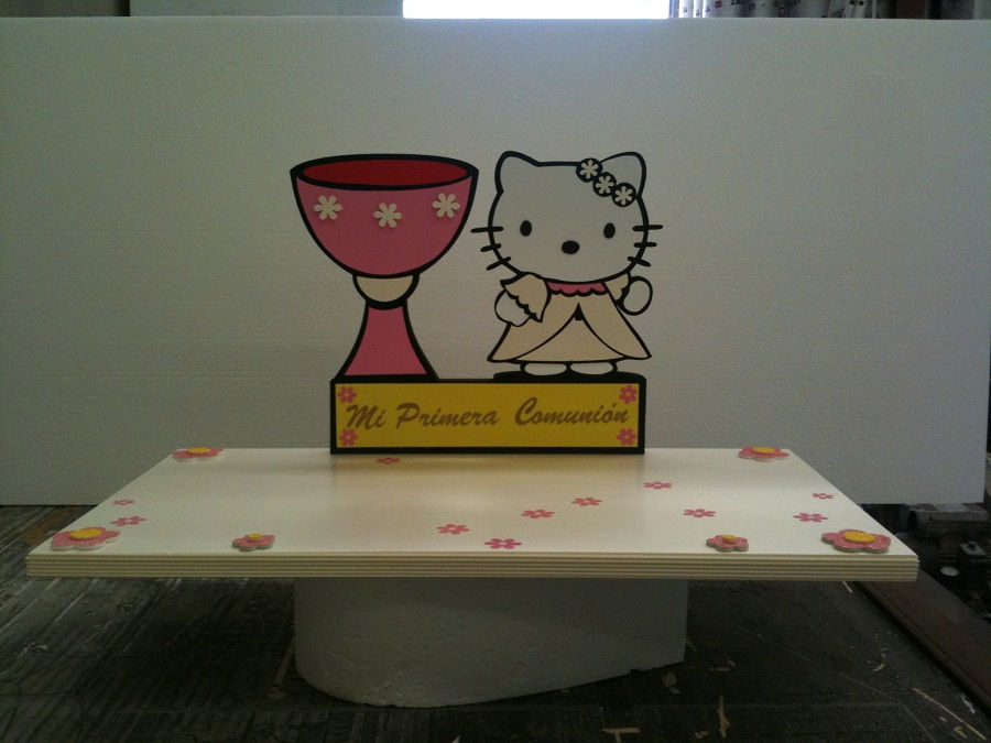 REF.317 Base tarta Hello Kitty comunión