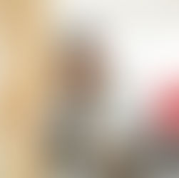 Nhân viên của tôi tự tâng bốc bản thân quá mức.